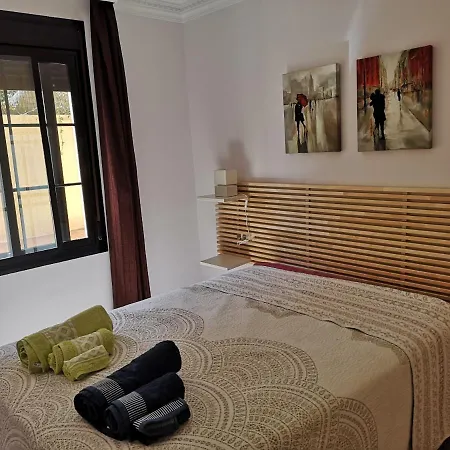 Apartamento En Auxi Y Emilio Torremolinos