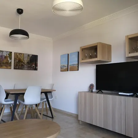 Apartamento Acogedor De Dos En Playamar - *