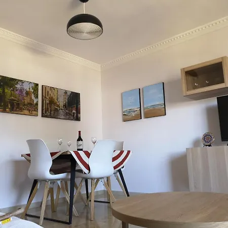 Apartamento Acogedor De Dos En Playamar - *